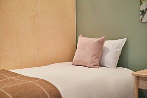 Host Stay Sleeper Cottage