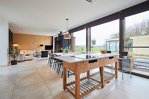 Host Stay Sleeper Cottage