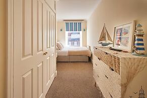 Host Stay Hide Hill Apartment B