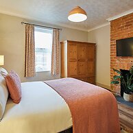 Host Stay Emerald Beach House