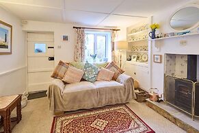Host Stay Claire s Cottage