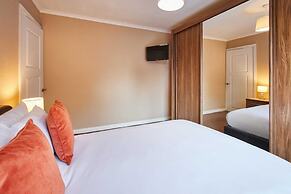 Host Stay Spring Gardens