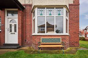 Host Stay Spire View House