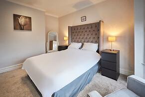 Host Stay Spire View House