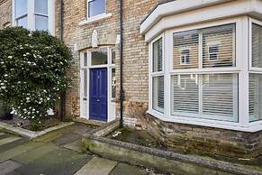 Host Stay Mollymac Ground Floor