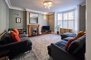 Host Stay Mollymac Ground Floor