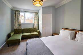 Host Stay Mollymac Ground Floor