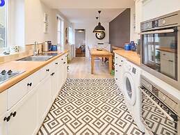 Host Stay Roper Road Villa