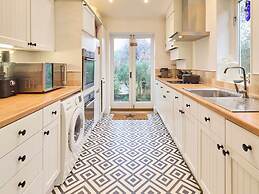 Host Stay Roper Road Villa