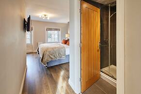 Host Stay Anchor Reach