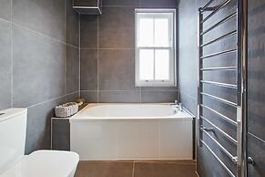 Host Stay Anchor Reach