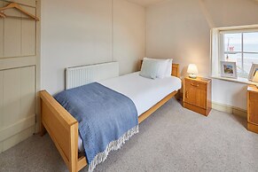 Host Stay Beachside Cottage