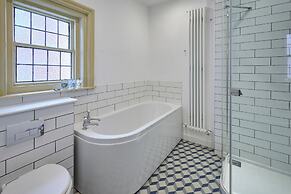 Host Stay Beachside Cottage