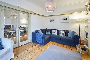 Host Stay Beachside Cottage