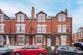 Host Stay Allium House