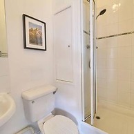 Host Stay Queen s Corner