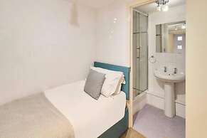 Host Stay Queen s Corner