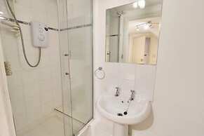 Host Stay Queen s Corner