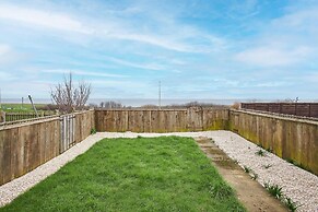 Host Stay Marsden Beach House