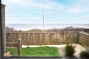 Host Stay Marsden Beach House