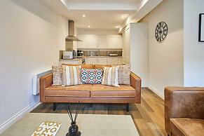 Host Stay The Harbour Den