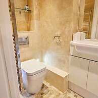 Host Stay Harold Villa