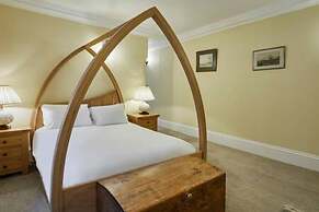 Host Stay Harold Villa