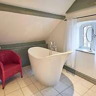 Host Stay Harold Villa