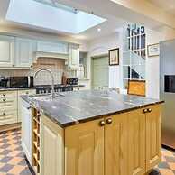 Host Stay Harold Villa