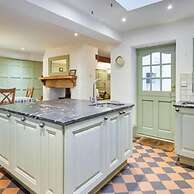 Host Stay Harold Villa