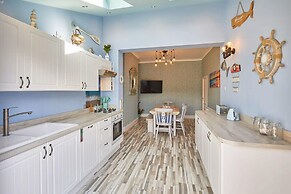 Host Stay The Beach House