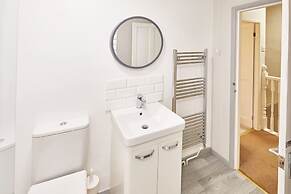 Host Stay Princess Place Townhouse