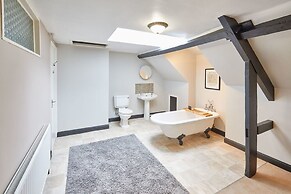 Host Stay Princess Place Townhouse