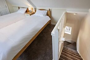 Host Stay Cobblers Cottage