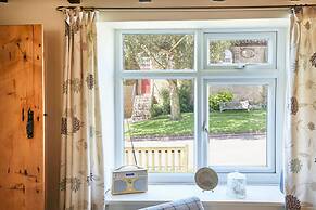 Host Stay Grange Cottage