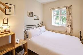 Host Stay Grange Cottage