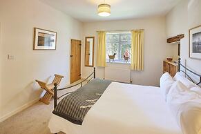 Host Stay Grange Cottage