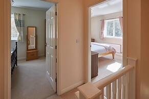 Host Stay 57 Woodland View