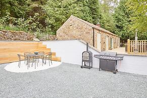 Host Stay Kingfisher Cottage