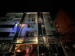 Cocoon Islanda Hotel