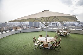 Capital Ruby Line 1 Bed by YourHost