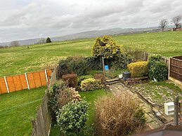 Stunning 3-bed House in Burnley