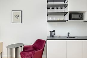 Modern Studio by Renters