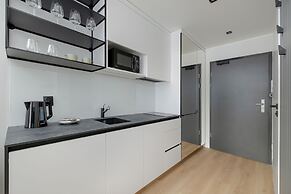 Modern Studio by Renters