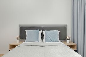 Modern Studio by Renters