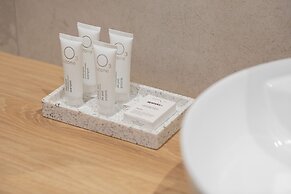 Modern Studio by Renters