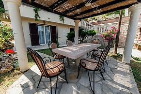 Villa Danigo