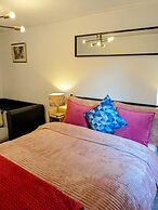 Small 1-bed Apartment in London