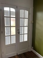 3 bed House in Blackpool With Cinema & hot tub
