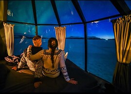 Room in Lodge - Peace & Quiet Hotel Floating Glass Room for 2 Guests E